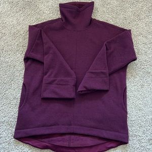 Brand new, no tags but now warn. Only tried on.